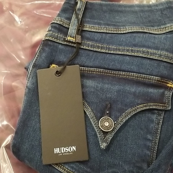 💕HUDSON💕 Beth Baby Boot Cut Triangle Flap Pocket - Picture 10 of 14